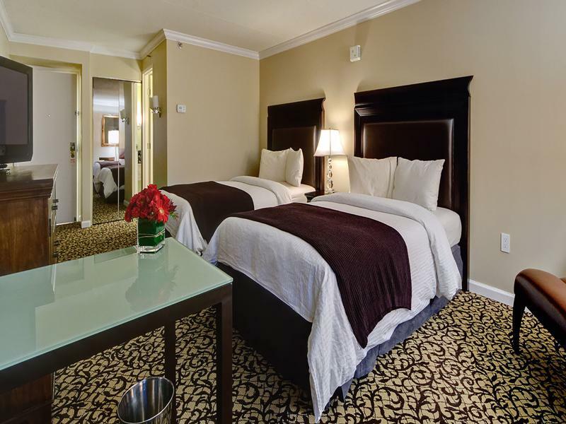 Bella Vista Hotel & Suites Lynchburg Bagian luar foto
