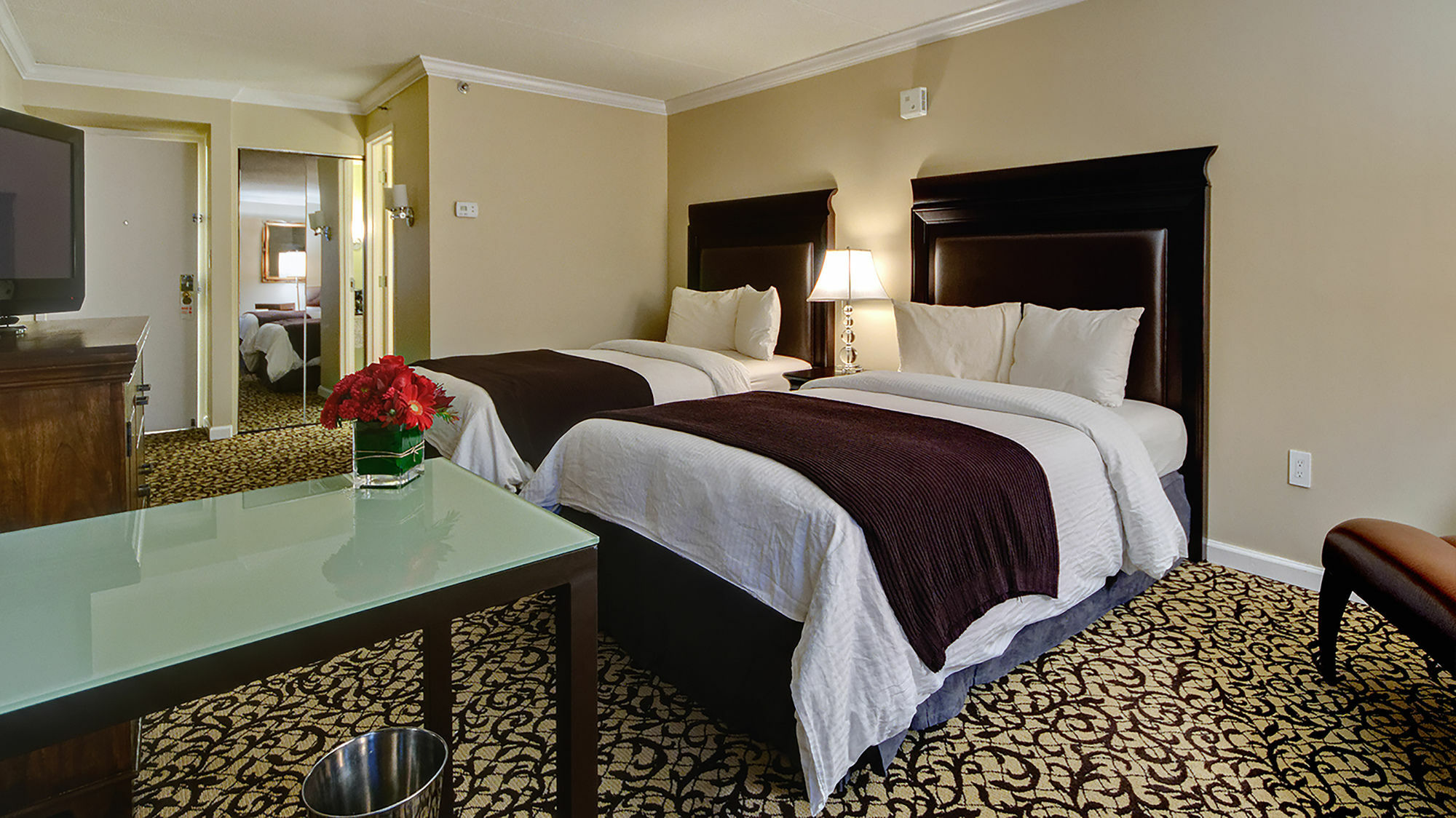 Bella Vista Hotel & Suites Lynchburg Bagian luar foto